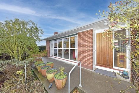 Photo of property in 8 Kingsgate Place, Burnside, Christchurch, 8053