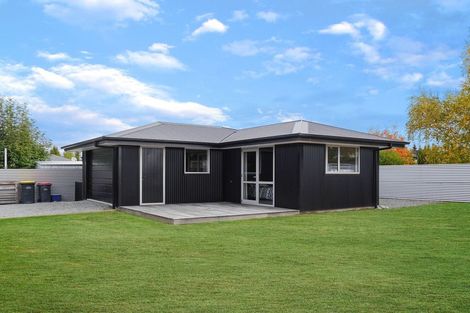 Photo of property in 23 Simons Street, Twizel, 7901