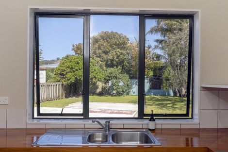 Photo of property in 92 Catherine Crescent, Whitianga, 3510