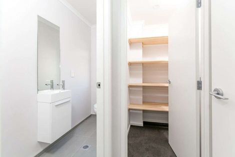 Photo of property in 3/1 Hibiscus Avenue, Hamilton Lake, Hamilton, 3204