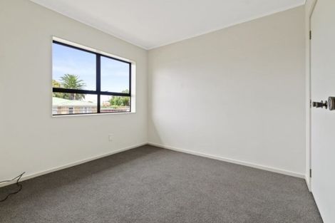 Photo of property in 1/8a View Road, Papakura, 2110