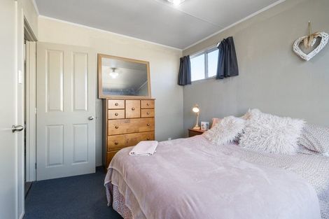 Photo of property in 1 Jupiter Street, Milson, Palmerston North, 4414