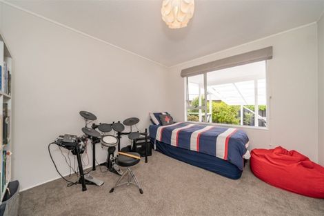 Photo of property in 76 Field Street, Silverstream, Upper Hutt, 5019