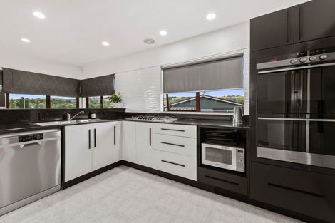 Photo of property in 37 Carter Drive, Pomare, Rotorua, 3015