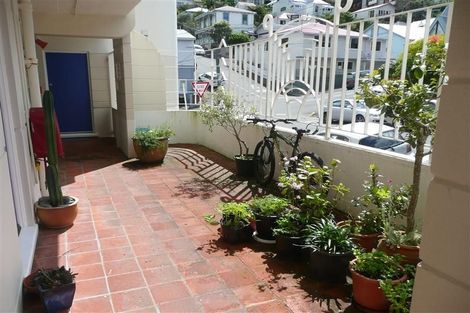 Photo of property in 82 Majoribanks Street, Mount Victoria, Wellington, 6011