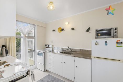 Photo of property in 5/154 Whites Line East, Waiwhetu, Lower Hutt, 5010