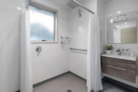 Photo of property in 3 Shale Avenue, Massey, Auckland, 0614