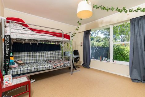 Photo of property in 4 Chudleigh Grove, Churton Park, Wellington, 6037