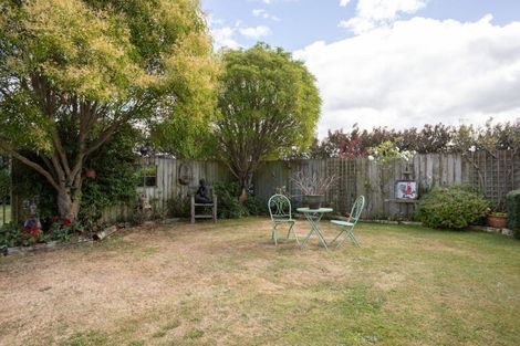 Photo of property in 28 Cowper Side Road, Dannevirke, 4976