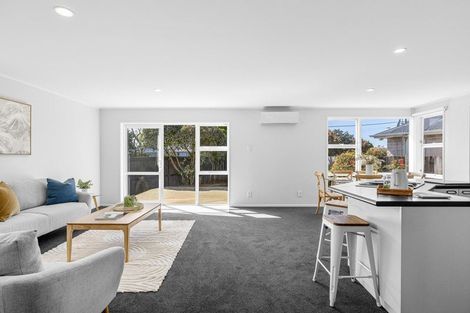 Photo of property in 382 Mairehau Road, Parklands, Christchurch, 8083