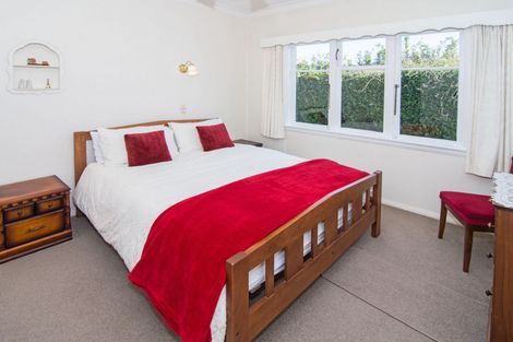 Photo of property in 77 High Street, Island Bay, Wellington, 6023