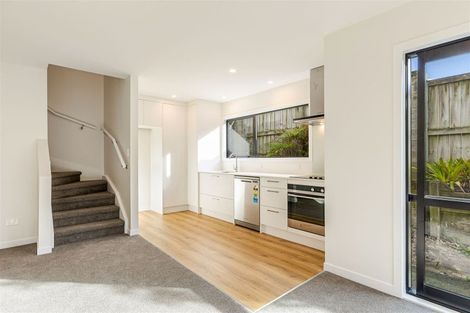 Photo of property in 12a Bluefin Way, West Harbour, Auckland, 0618