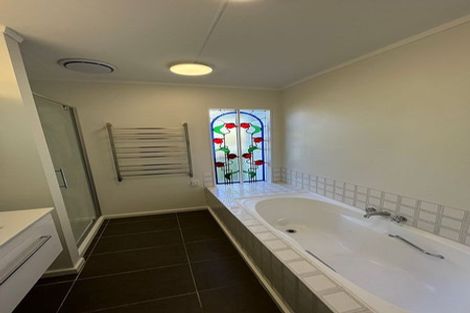 Photo of property in 367a Karori Road, Karori, Wellington, 6012