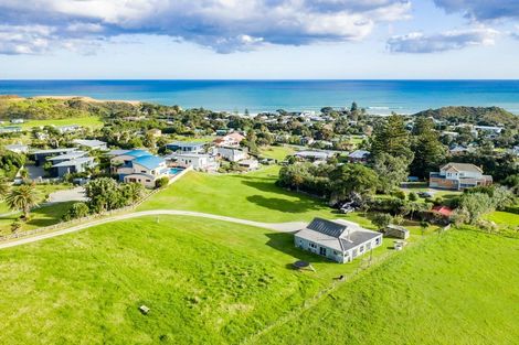 Photo of property in 11 Alcemene Lane, Baylys Beach, Dargaville, 0377