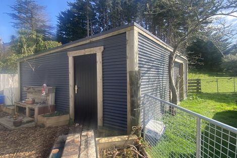 Photo of property in 457 Makara Road, Makara, Karori, 6972