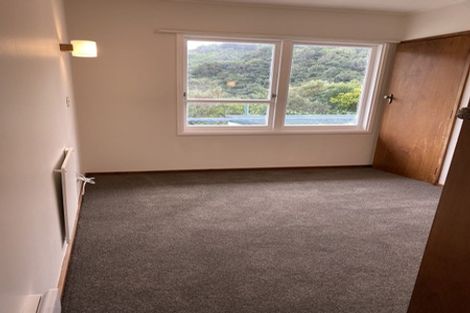 Photo of property in 3 Woodford Way, Crofton Downs, Wellington, 6035