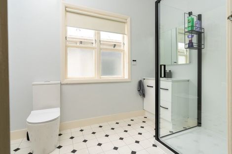 Photo of property in 23 Naughton Terrace, Kilbirnie, Wellington, 6022