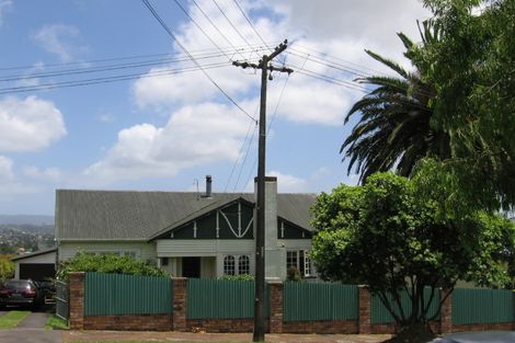 Photo of property in 17 Donegal Street, Avondale, Auckland, 0600