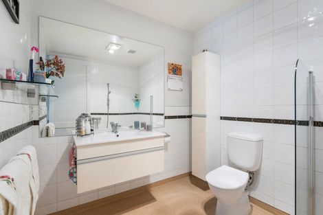 Photo of property in 108 Pinehaven Road, Pinehaven, Upper Hutt, 5019