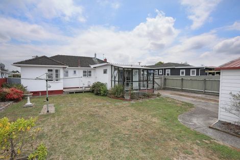 Photo of property in 35 Churchill Avenue, Feilding, 4702