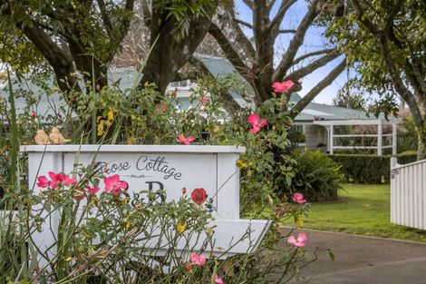 Photo of property in 42 Kayelene Place, Omokoroa, 3114