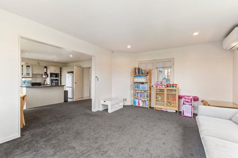 Photo of property in 1 Trist Place, Edgeware, Christchurch, 8013