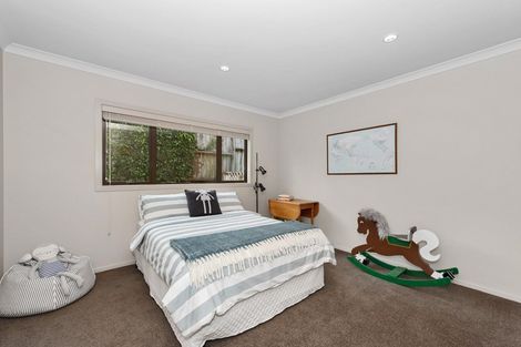 Photo of property in 98 River Road, Hamilton East, Hamilton, 3216