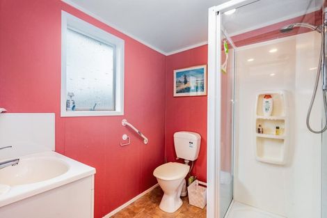 Photo of property in 2a Montgomery Avenue, Onerahi, Whangarei, 0110