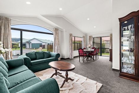 Photo of property in 18 Claridge Place, Taradale, Napier, 4112