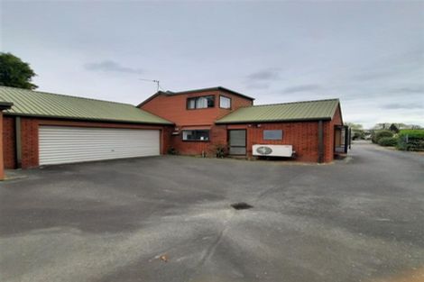 Photo of property in 8 Grants Road, Papanui, Christchurch, 8053