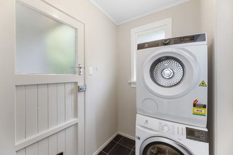 Photo of property in 69 Centennial Avenue, Helensburgh, Dunedin, 9010