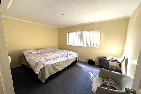 Photo of property in 8 Canonbie Place, East Tamaki Heights, Auckland, 2016