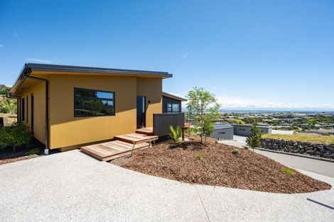 Photo of property in 10 Resolution Place, Richmond, 7020