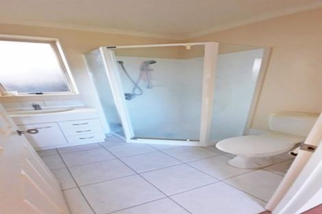 Photo of property in 9a Gendo Avenue, Henderson, Auckland, 0612