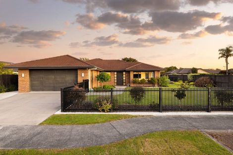 Photo of property in 28 Madison Street, Cambridge, 3434