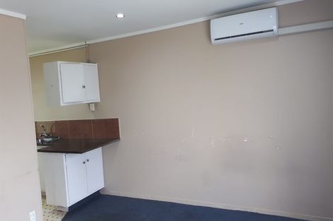 Photo of property in 3 Latham Avenue, Pakuranga, Auckland, 2010