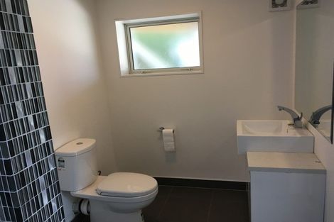 Photo of property in 1/34 Sycamore Drive, Sunnynook, Auckland, 0620