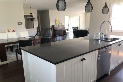 Photo of property in 128 Wheturangi Road, Greenlane, Auckland, 1051