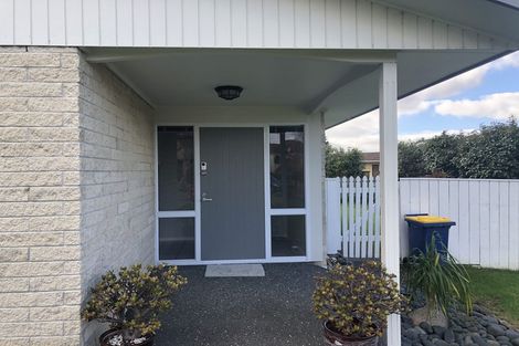 Photo of property in 7 Soling Place, West Harbour, Auckland, 0618