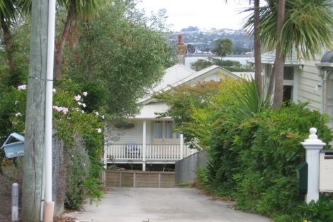 Photo of property in 23 Glen Road, Stanley Point, Auckland, 0624