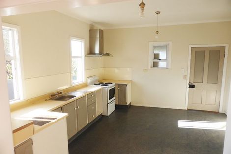 Photo of property in 57 Belt Road, New Plymouth, 4310