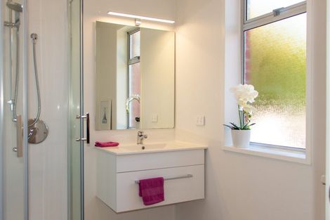 Photo of property in 192 Gladstone Road, Dalmore, Dunedin, 9010