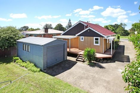 Photo of property in 6 Freyberg Crescent, Pukekohe, 2120