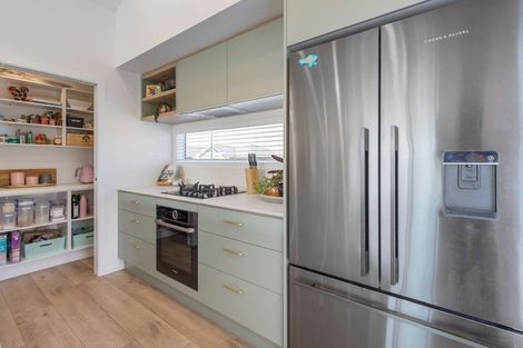 Photo of property in 29 Kotiate Street, Papamoa Beach, Papamoa, 3118