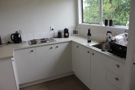 Photo of property in 1/104 Arran Road, Browns Bay, Auckland, 0630