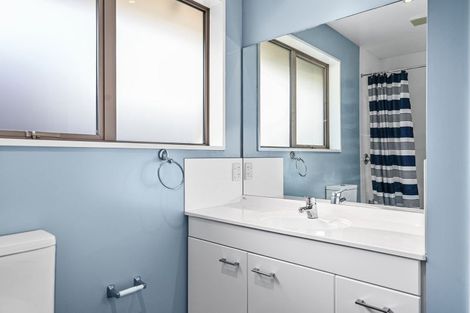 Photo of property in 105 Strickland Street, Sydenham, Christchurch, 8023