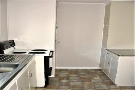 Photo of property in 105 Titirangi Road, New Lynn, Auckland, 0600