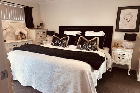 Photo of property in 53 Crown Street, Papamoa, 3118