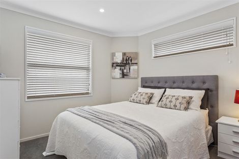 Photo of property in 3/502 Harewood Road, Harewood, Christchurch, 8051