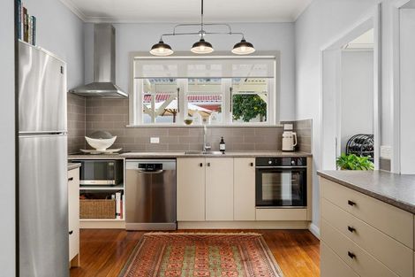 Photo of property in 9 Howell Place, Tauranga South, Tauranga, 3112